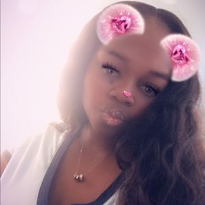 Meet your Posher, Ebony